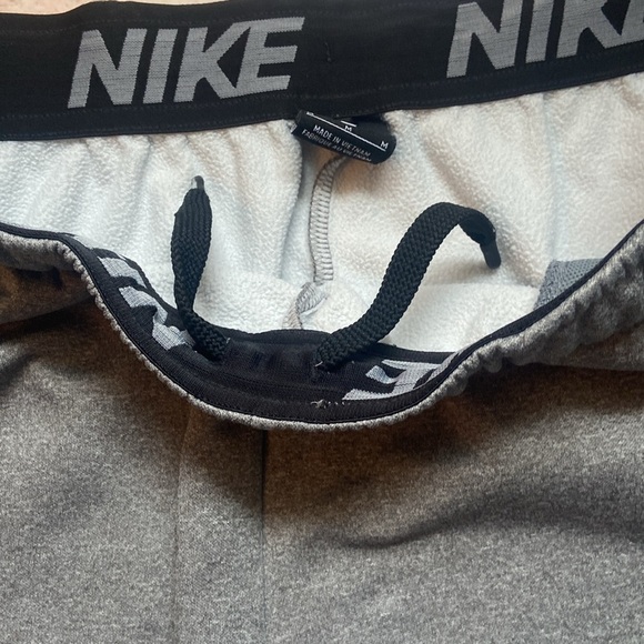 Men’s dry fit Nike - Picture 4 of 7